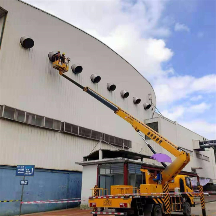 项城高空作业车出租服务：专业广告牌安装解决方案